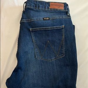 Wrangler High Waisted Bootcut Jean